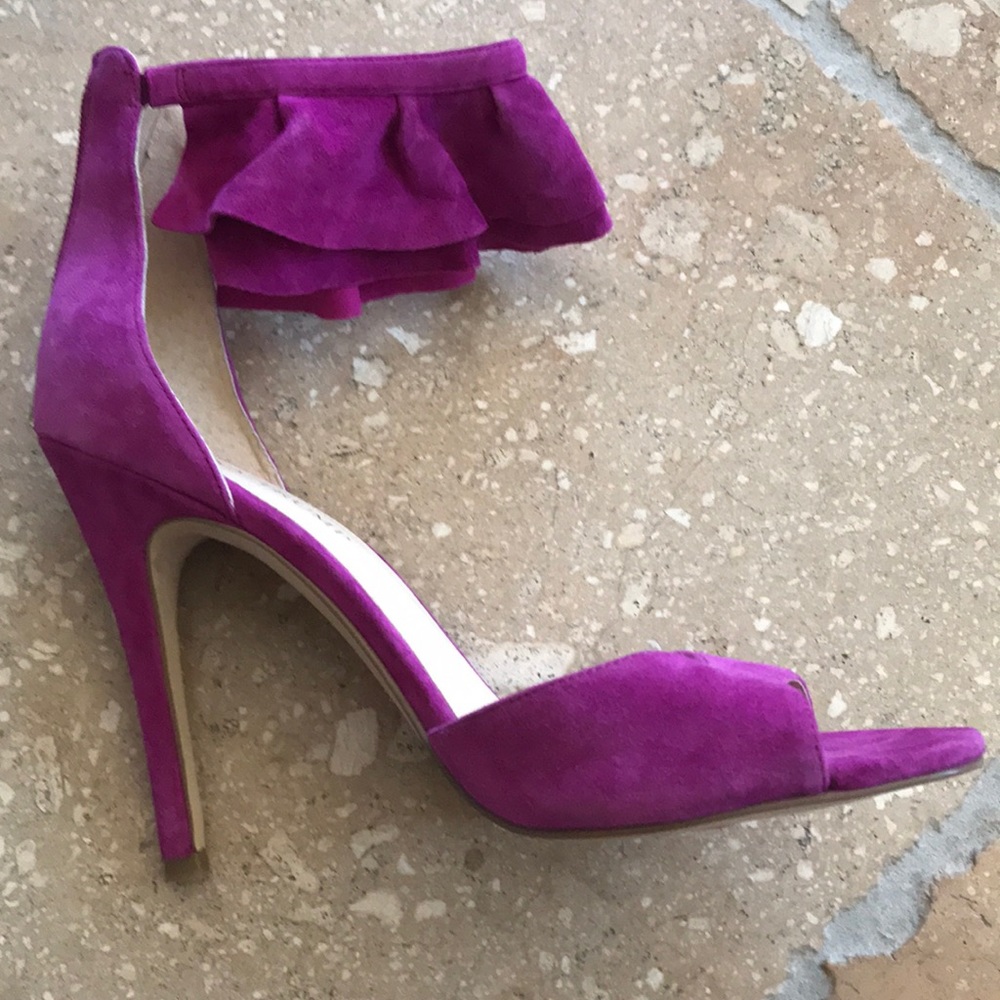 Ivanka Trump stilettos - NWOB - Picture 4 of 4